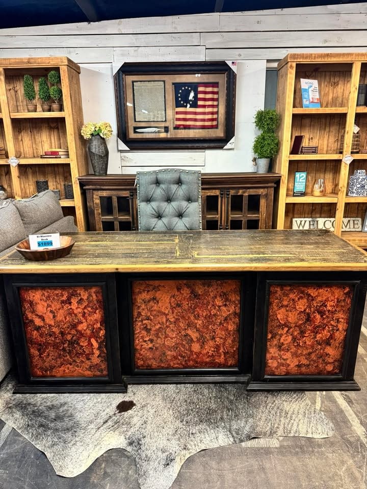 El Maestro 6 Drawer Desk - Black/Red Oxidize
