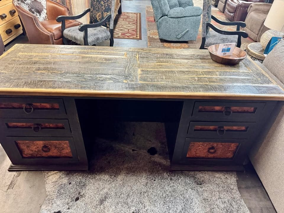 El Maestro 6 Drawer Desk - Black/Red Oxidize