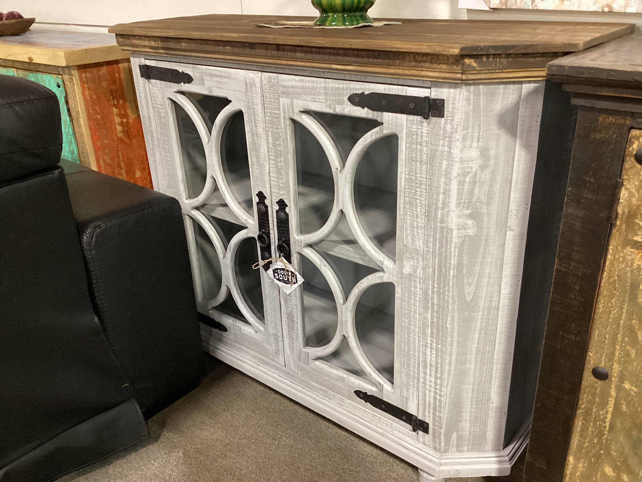 Giselle Console - Silver