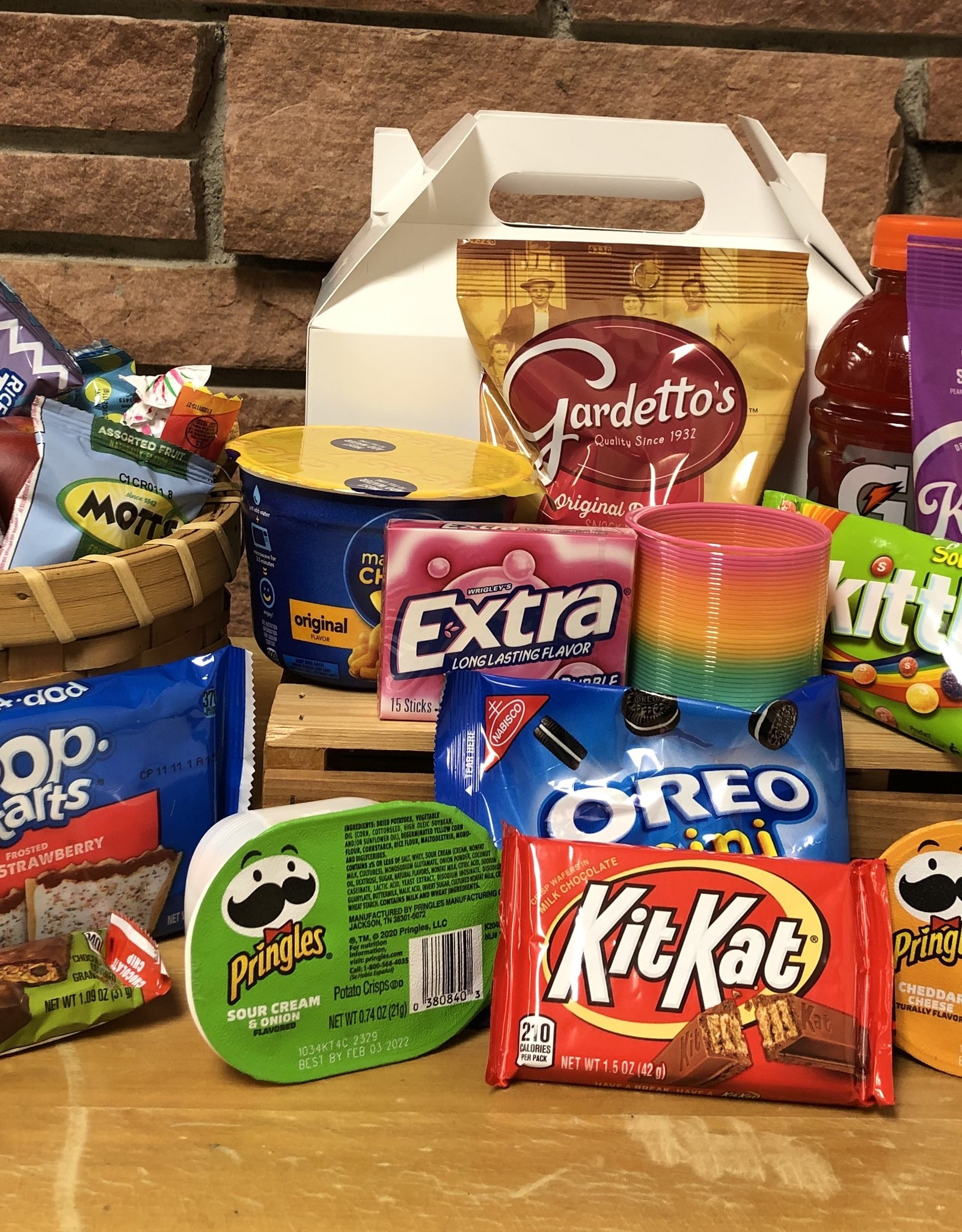 Lark Gift Express - Finals Care Package