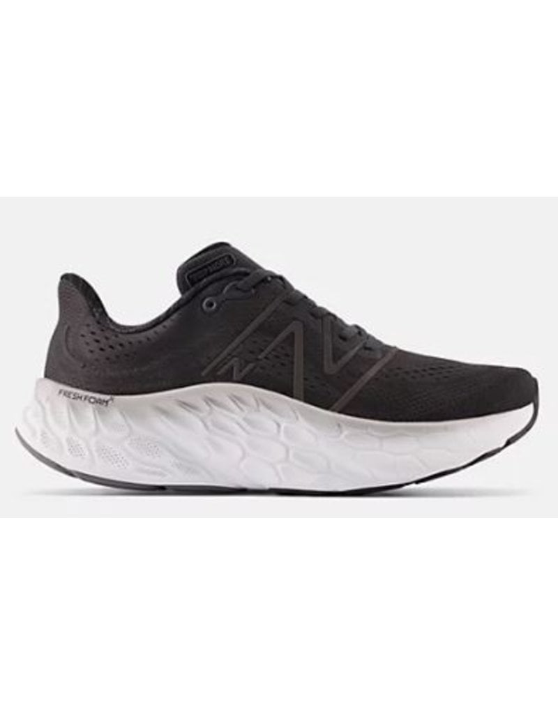 New Balance Mens Fresh Foam Sport V2 Sneaker : : Clothing, Shoes &  Accessories