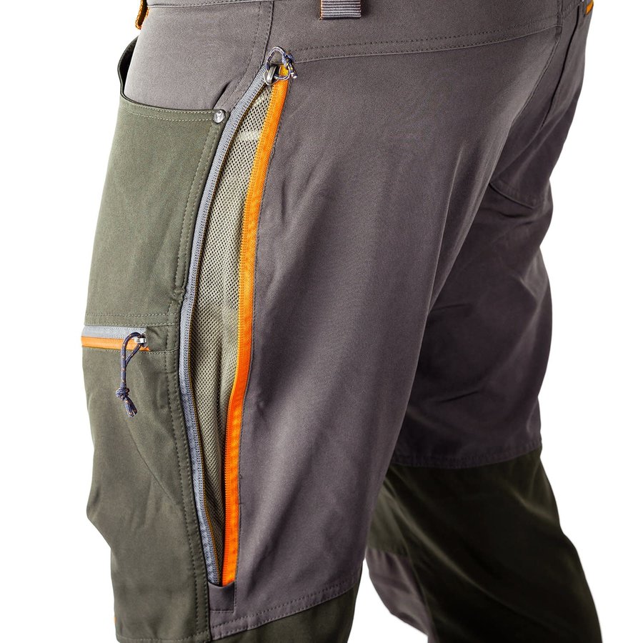 HUNTERS ELEMENT SPUR TROUSERS FOREST GREEN