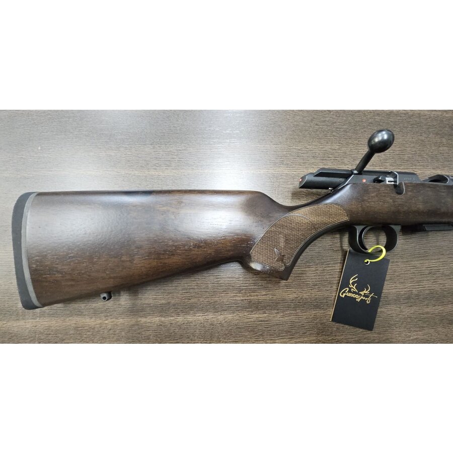 CQ005-CZ 457 AMERICAN 22LR 5 ROUND 24" WALNUT FLEUR CHECKERING