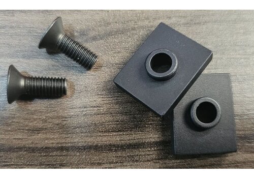 OSA563- PAIR - BLASER R8 SPACERS AND SCREWS FOR RING MOUNT (INCREASE 4MM) 
