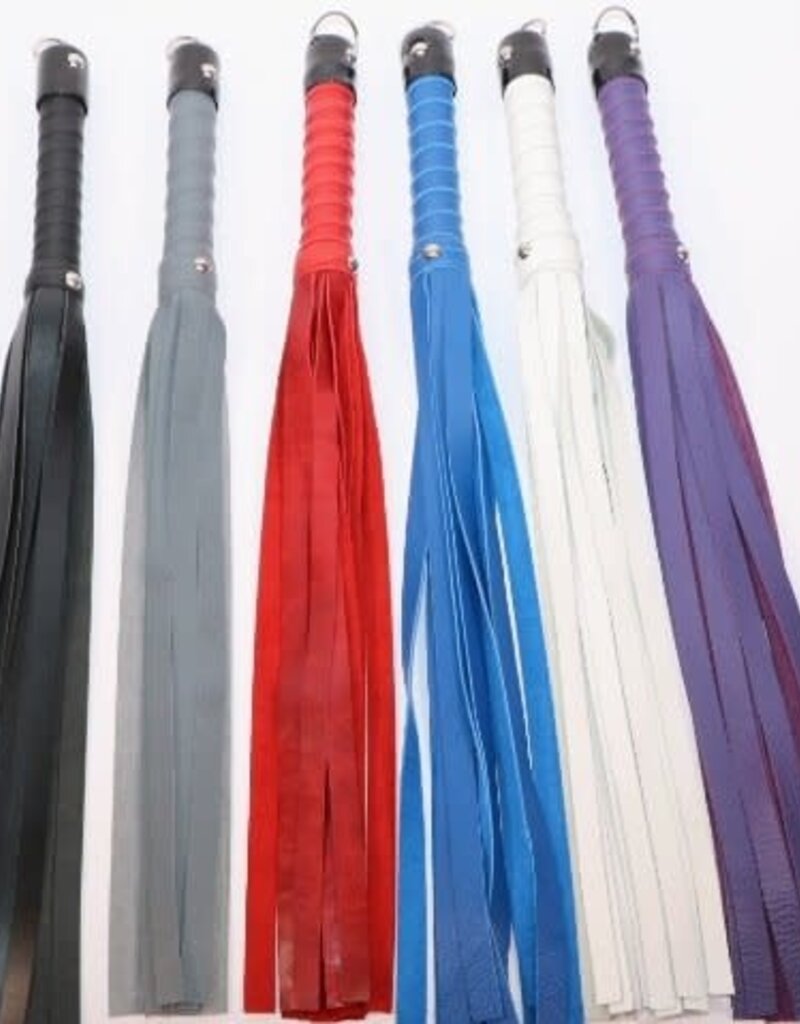 Touch of Fur 18" Classic Leather Flogger