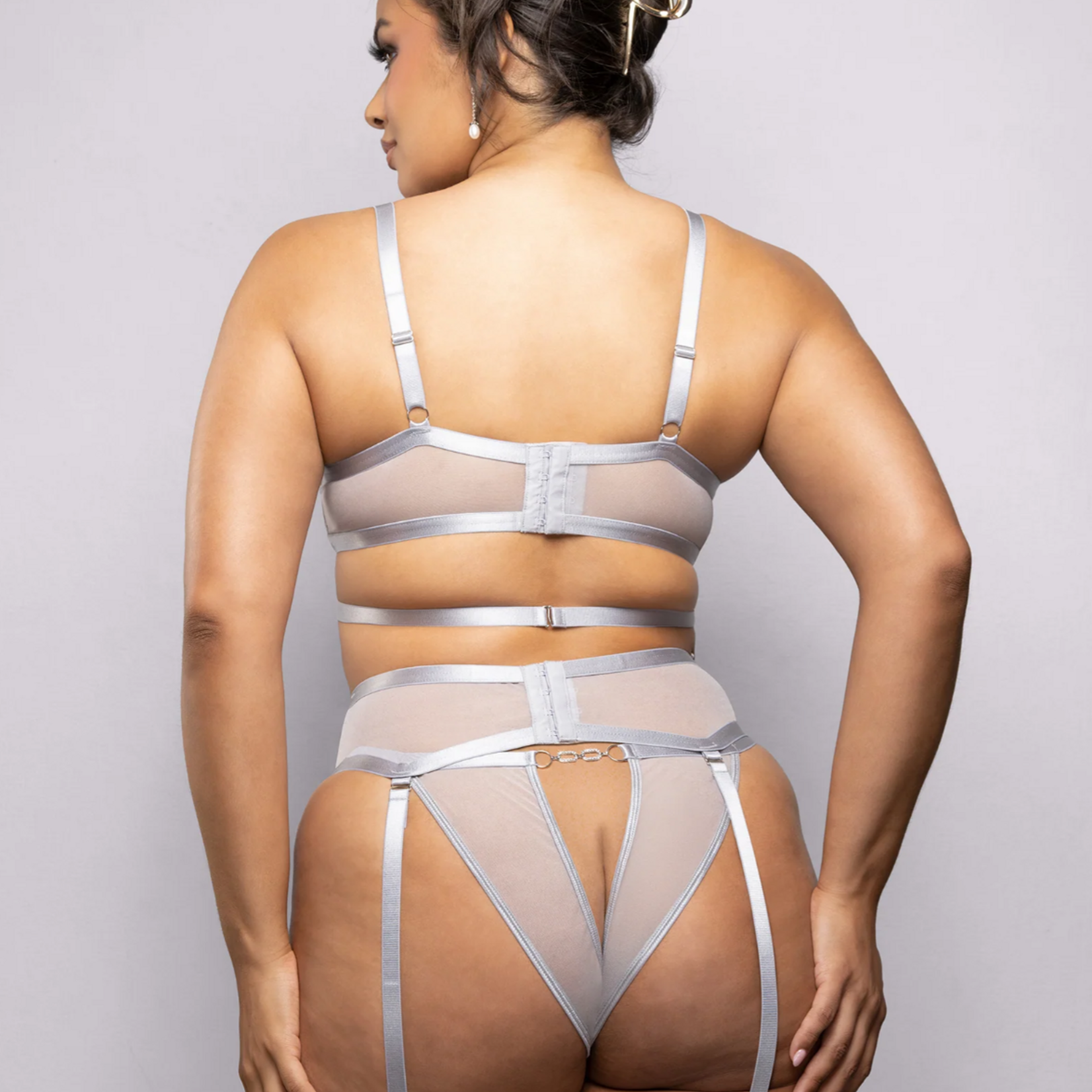 Fantasy Lingerie Diamond Bra, Garter Belt & Panty