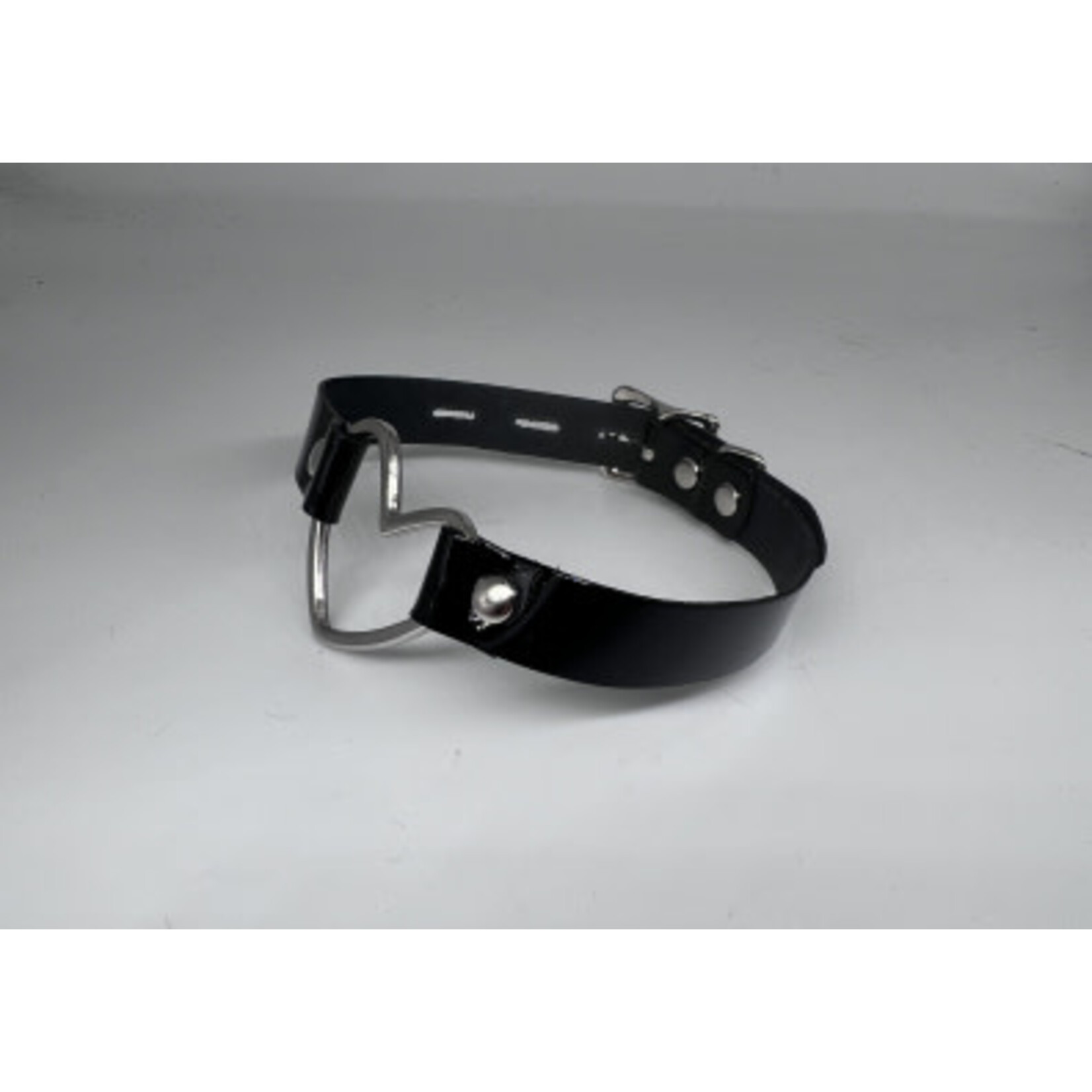 Kookie INTL Black Leather Buckle Heart Collar - M/L