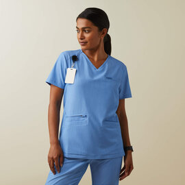 ARIAT® Ariat Women Clara 6 Pocket Scrub Top Light Blue 3xl