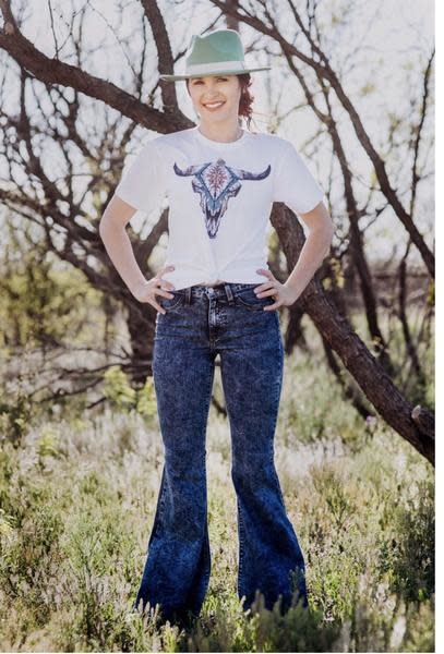 Navajo Free Spirit Bullskull Tee
