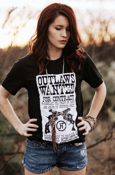 Outlaw Tee