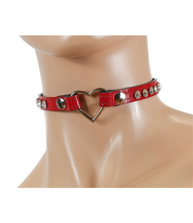 Heart rhinestone choker