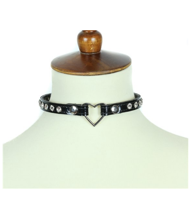 Heart rhinestone choker