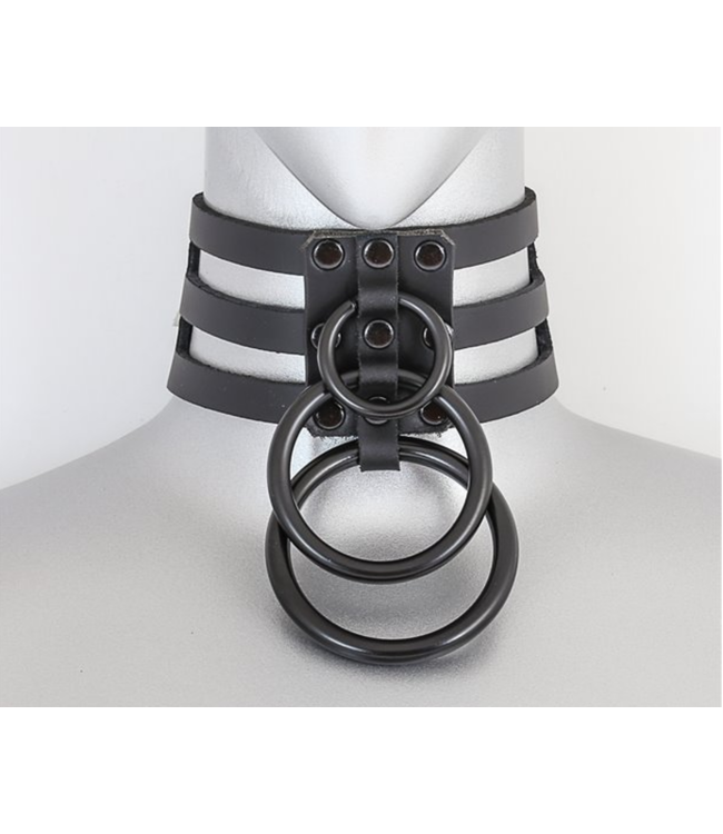 Triple ring choker