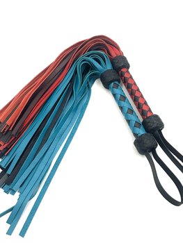 Delicate touch flogger by Spanked | Bondesque