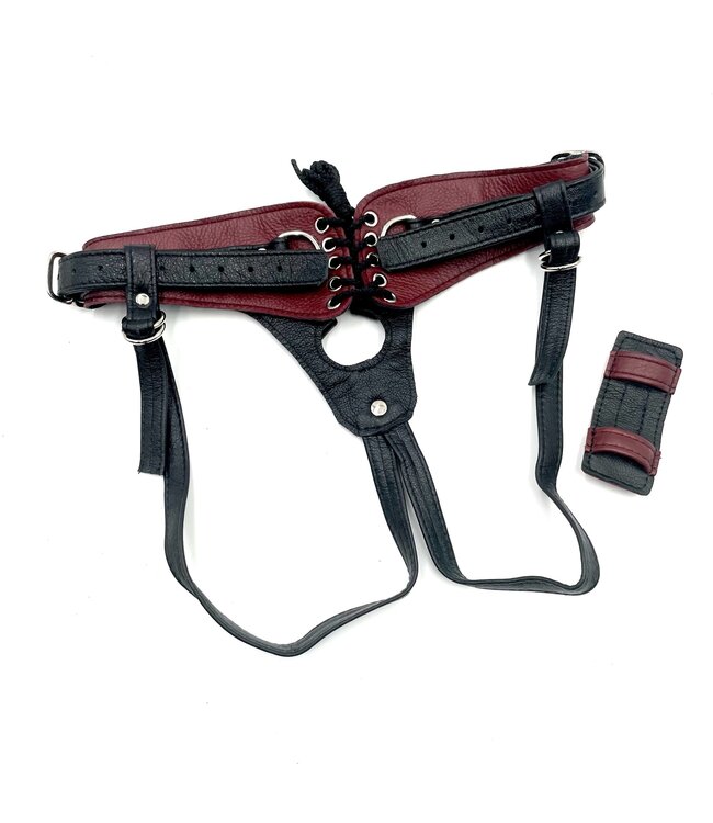 Cherry Kink Jaguar Minx Strap-On Harness | Aslan Leather
