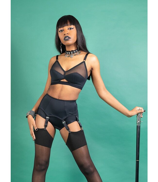 6 Strap Suspender Belt Liz