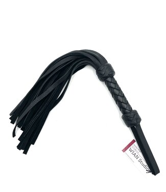 WIAN Studios Moose Short Leather Flogger