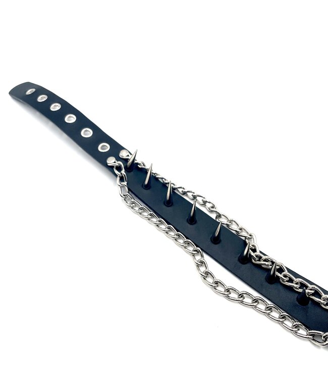 Goth choker with chain and spikes