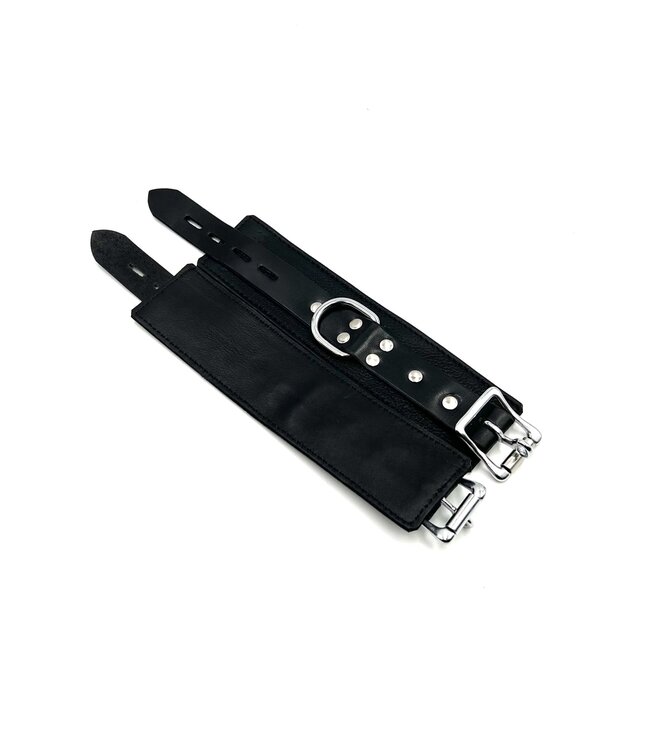 Essential Bondage Leather Wrist Cuffs