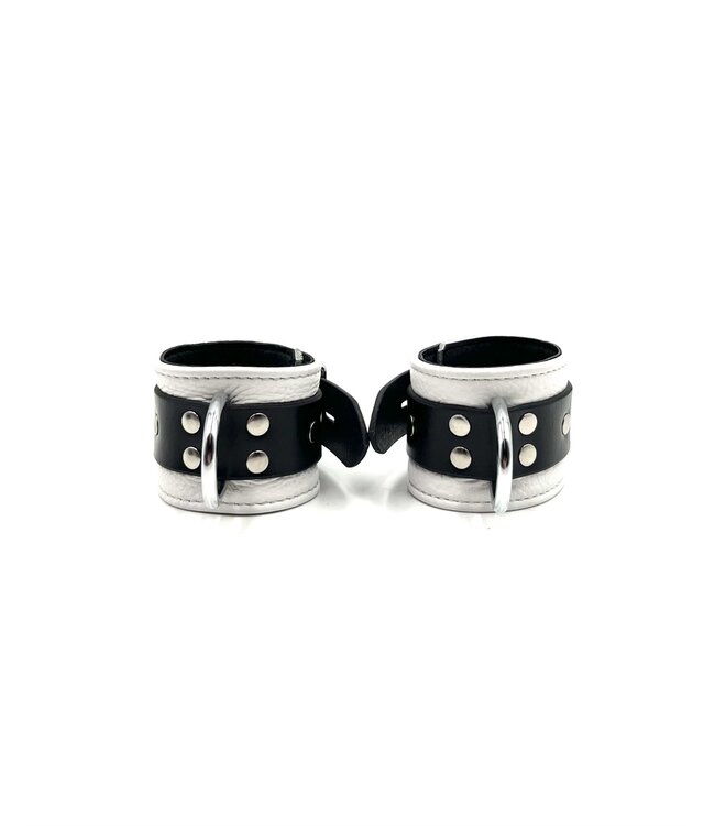 Essential Bondage Leather Wrist Cuffs