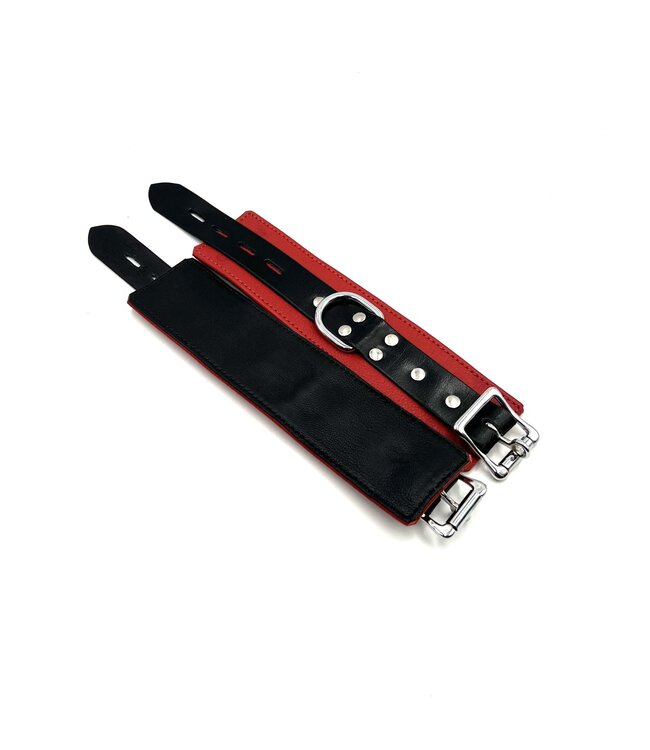 Essential Bondage Leather Wrist Cuffs