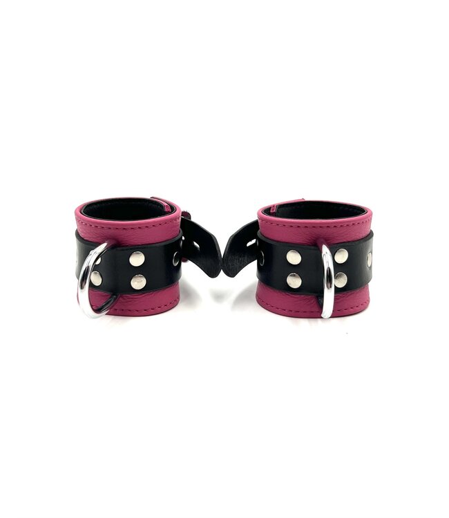 Essential Bondage Leather Wrist Cuffs