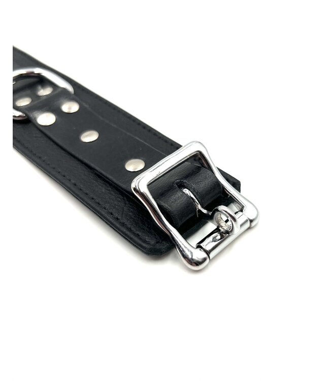 Essential Leather Bondage Collar
