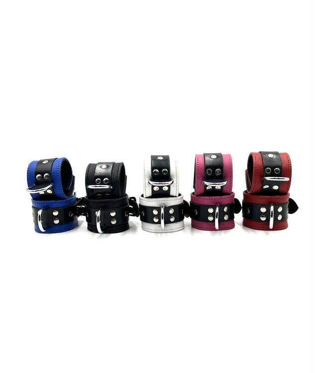 Essential Bondage Leather Wrist Cuffs