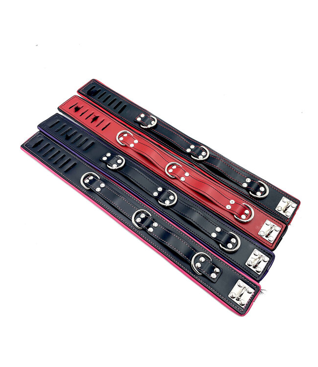Pipping & fleece lining Bondage collar