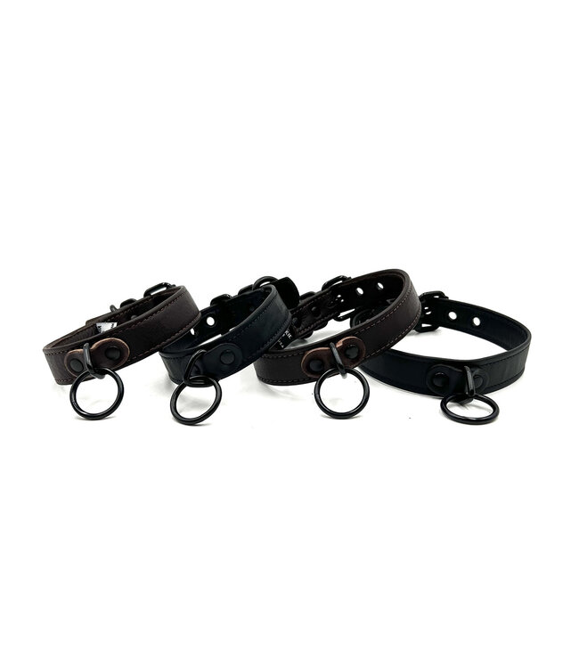 Leather Collar With Black Hardware