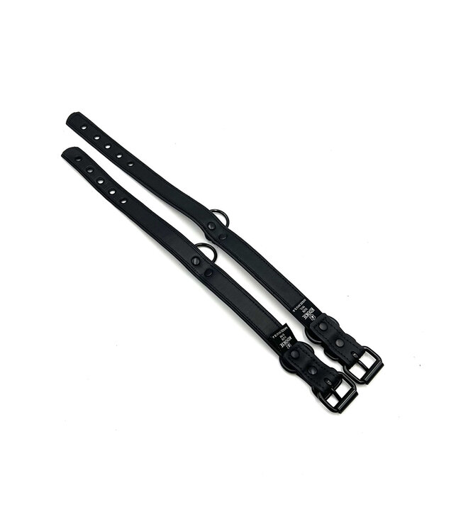 Leather Collar With Black Hardware