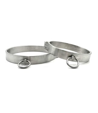 Kulla Brushed Stainless Steel Own Me Collar
