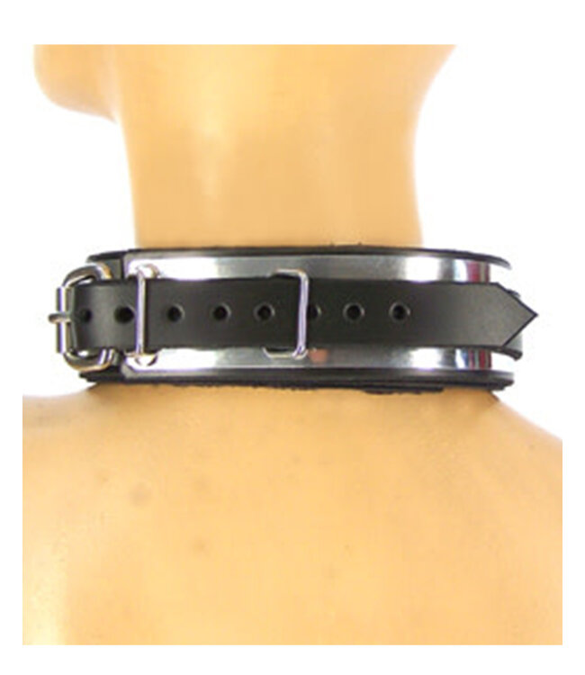 Lined Metal Band Bondage Collar