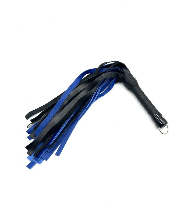 Deluxe Leather Flogger with a Smooth Handle