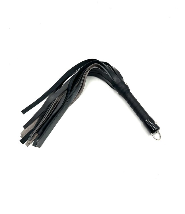 24" Deluxe Leather Flogger