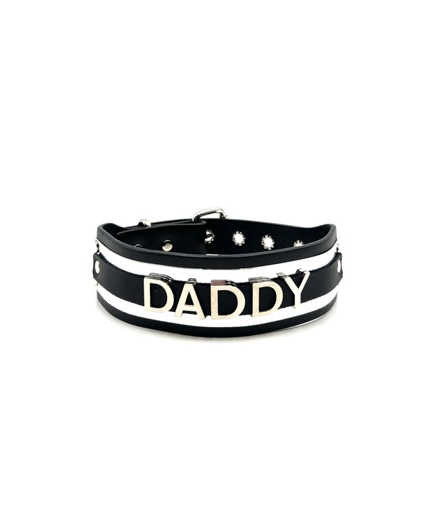 Name chokers with metal plate