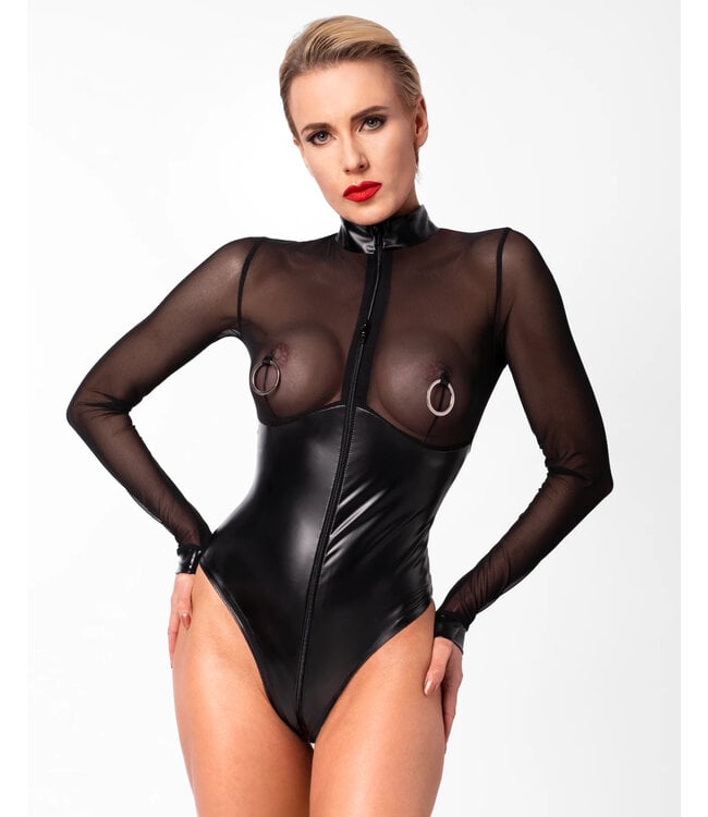 Edge wetlook and mesh body with rings