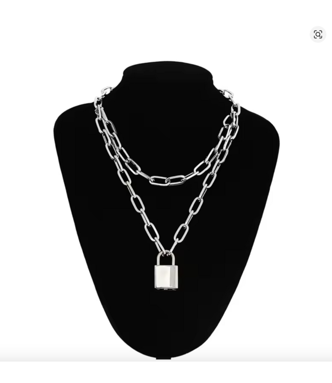 I am yours choker necklace with a lock