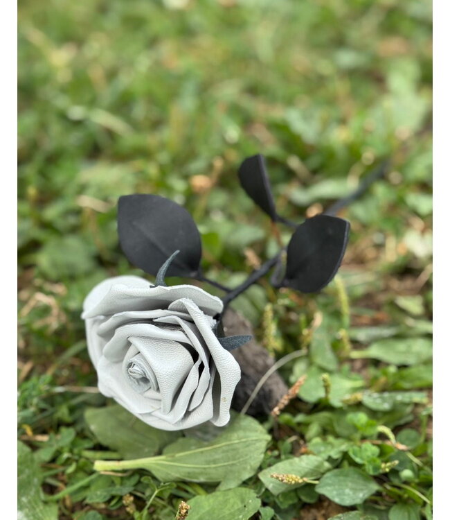 Leather Rose Flower | Kookie