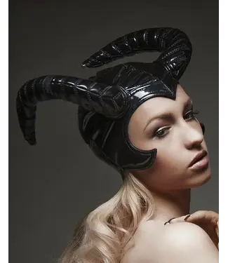 Tatjana Warnecke IBEX Horned PVC Hood