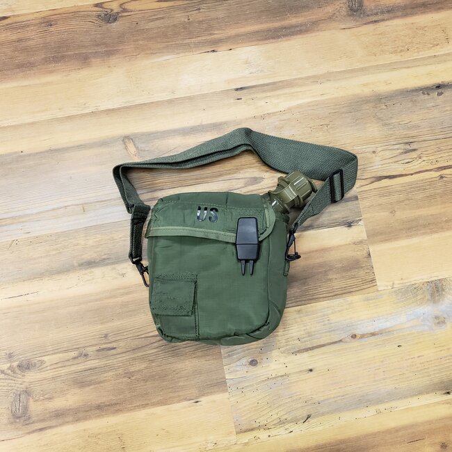U.S. SURPLUS U.S. 2L CANTEEN &POUCH -OLIVE-USED