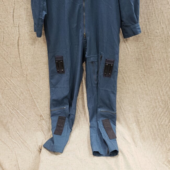 CANADIAN SURPLUS CANADIAN FLIGHT SUIT