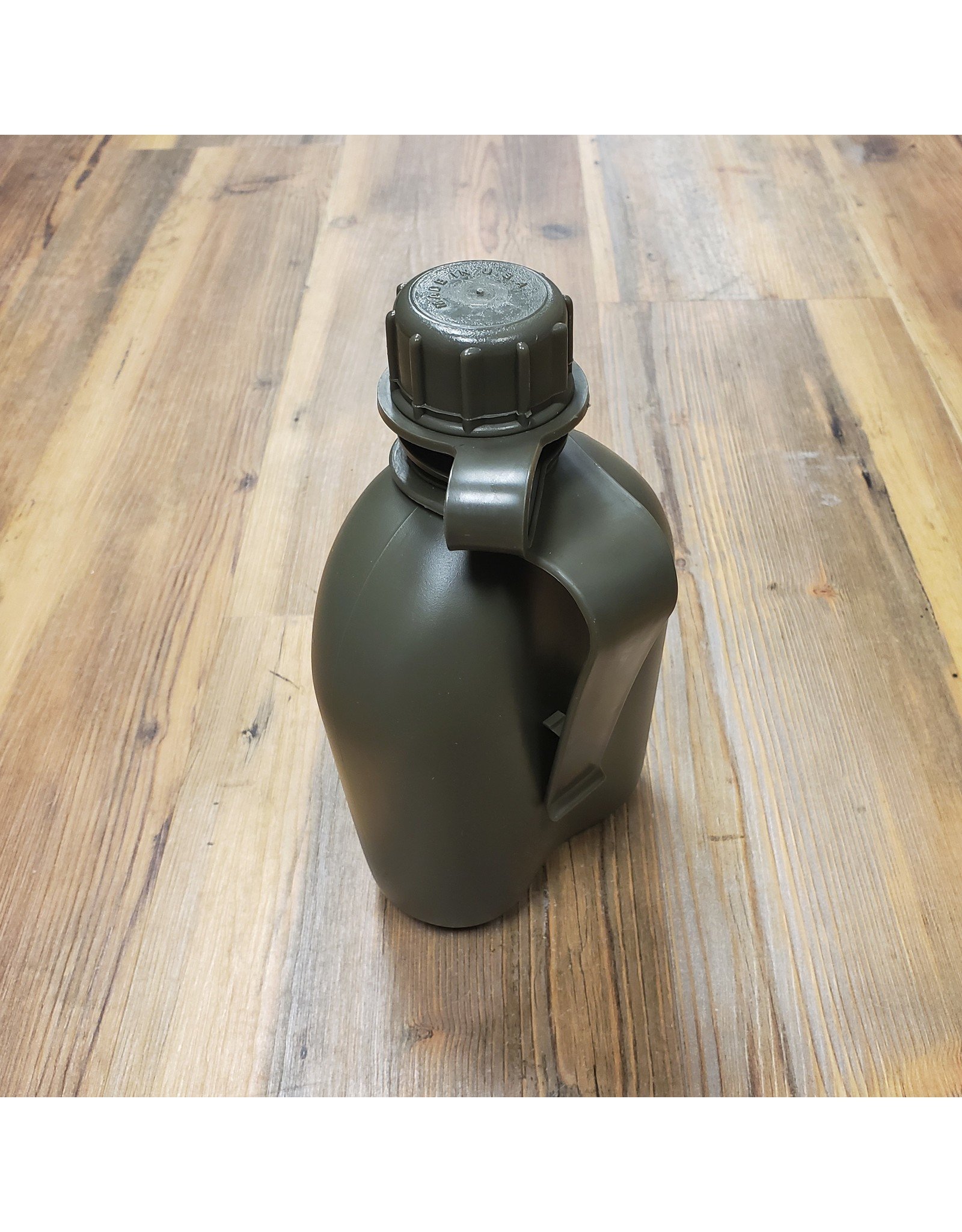 ROTHCO 1QT MILITARY CANTEEN WITH CLIP/OLIVE