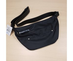 roots fanny pack