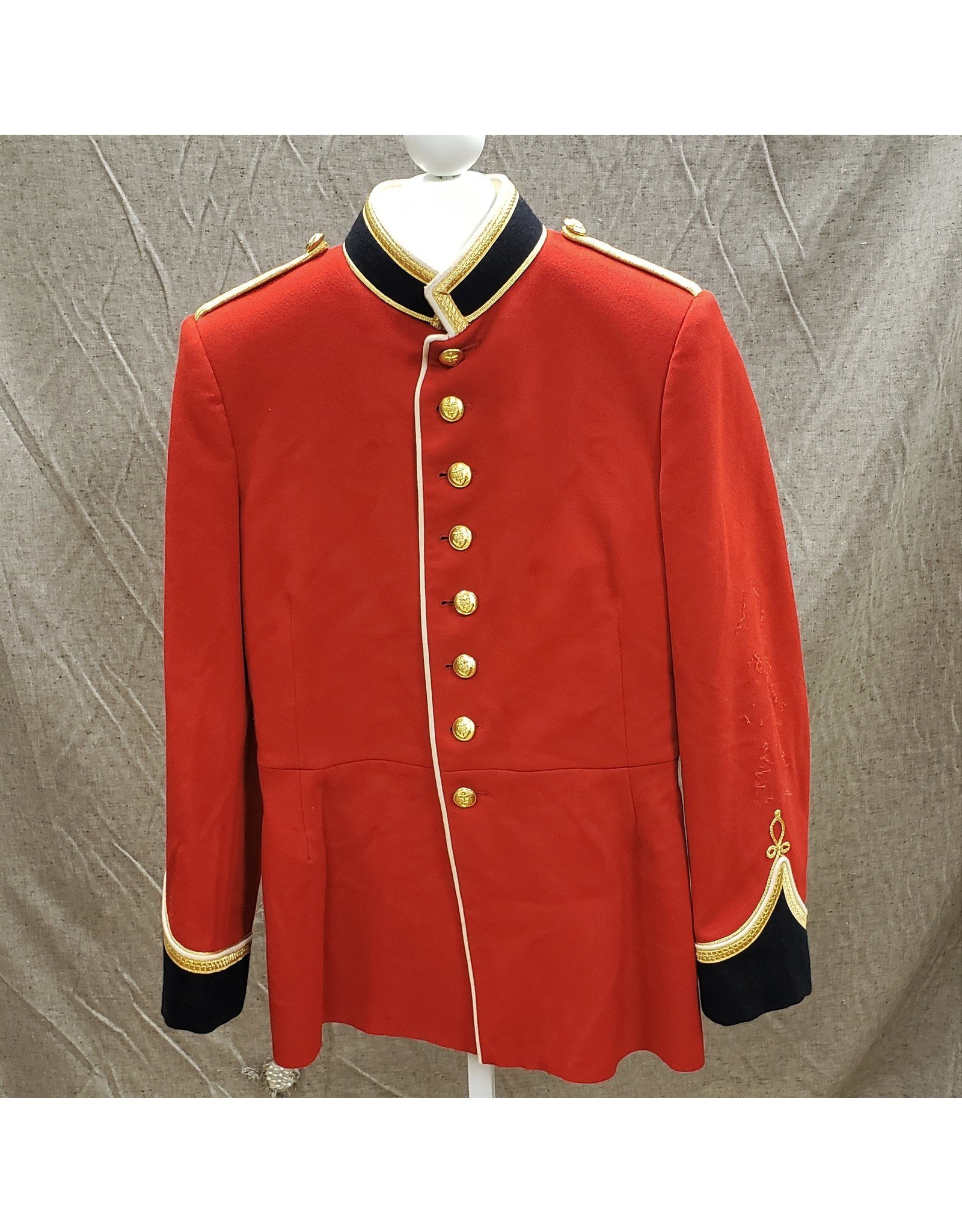 CANADIAN SURPLUS RMC  ROYAL MILITARY COLLEGE RED DRESS TUNIC