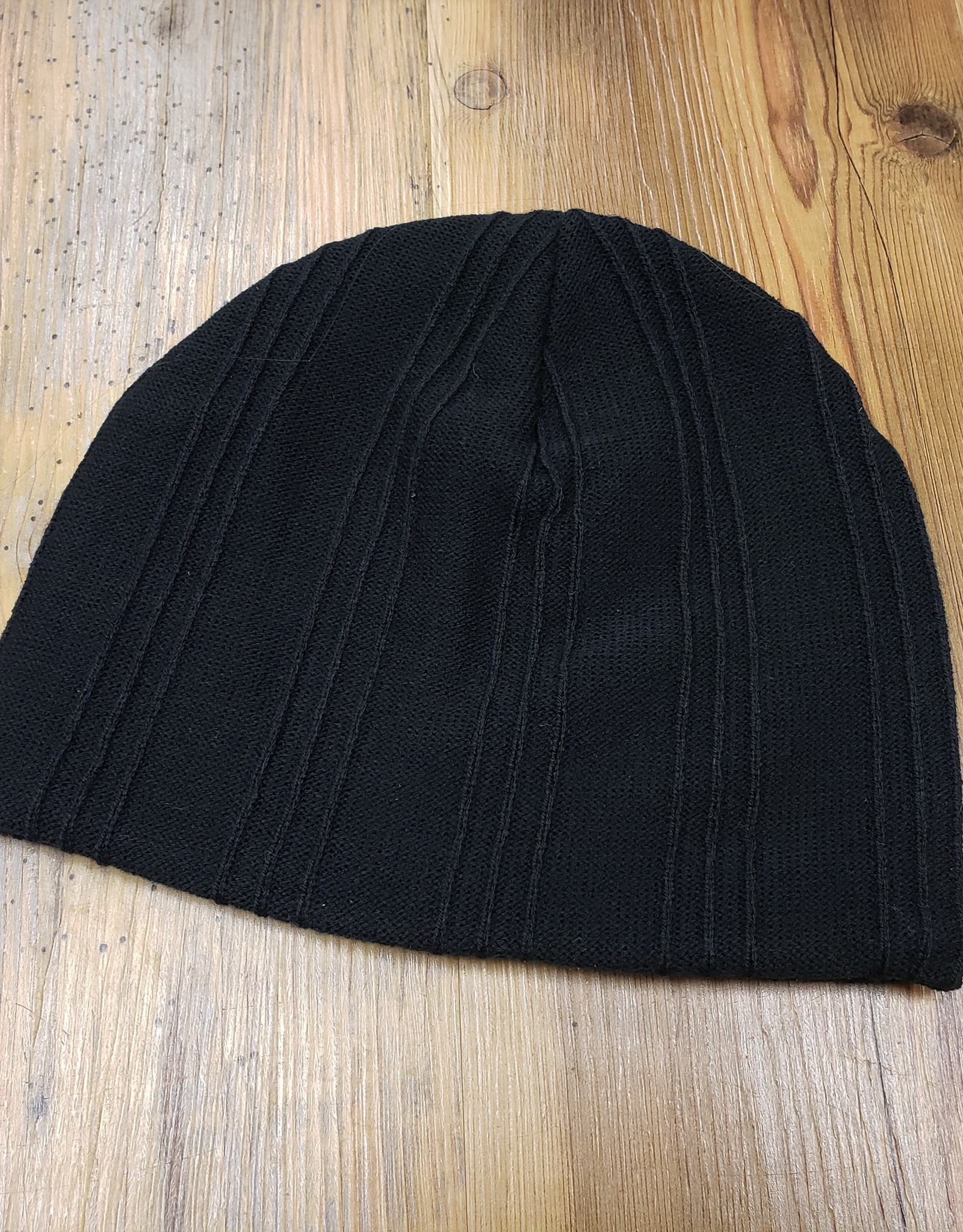 WORLD FAMOUS SALES BLACK  TOQUE FLEECE LINED  CAN MADE