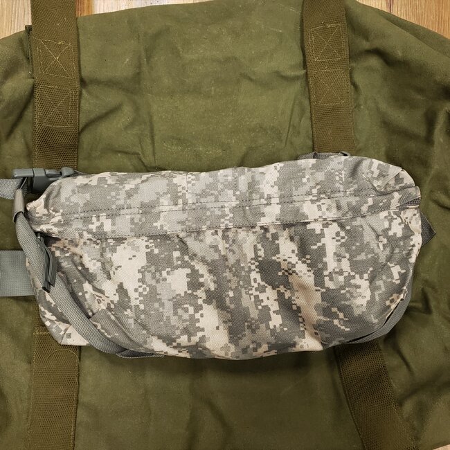 U.S. SURPLUS U.S. ACU FANNY POUCH USED