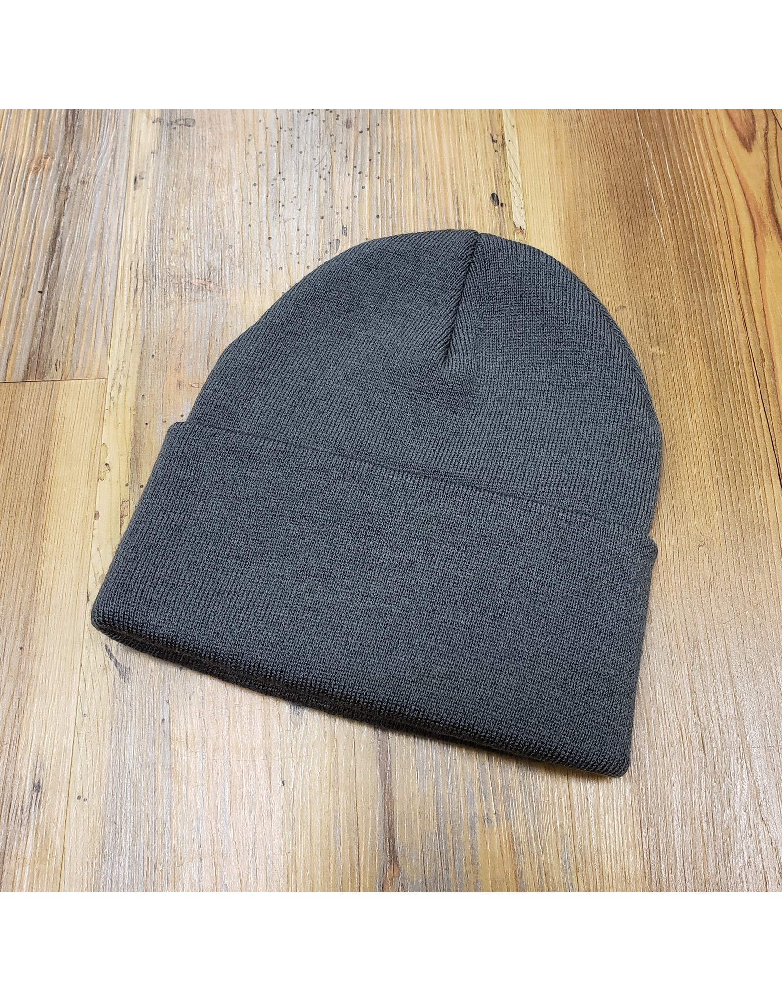 WORLD FAMOUS SALES ACRYLIQUE TOQUE CANADIAN MADE O/S