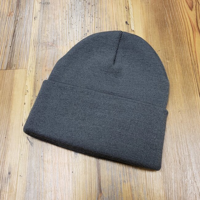WORLD FAMOUS SALES ACRYLIQUE TOQUE CANADIAN MADE O/S