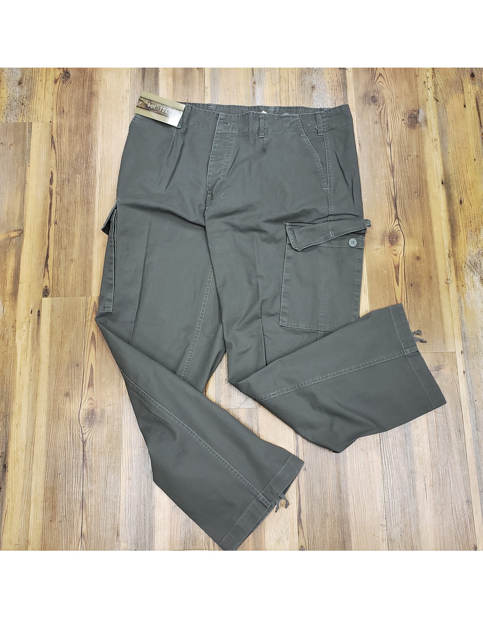 NOS GERMAN MOLESKIN CARGO PANTS  W E L C O